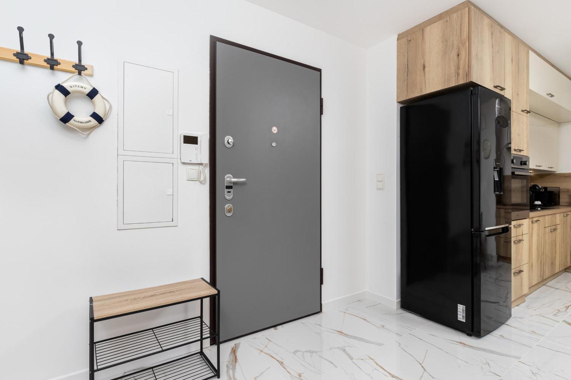 Batorego 7 Apartament With Terrace & Parking Downtown Gdynia By Renters Ngoại thất bức ảnh