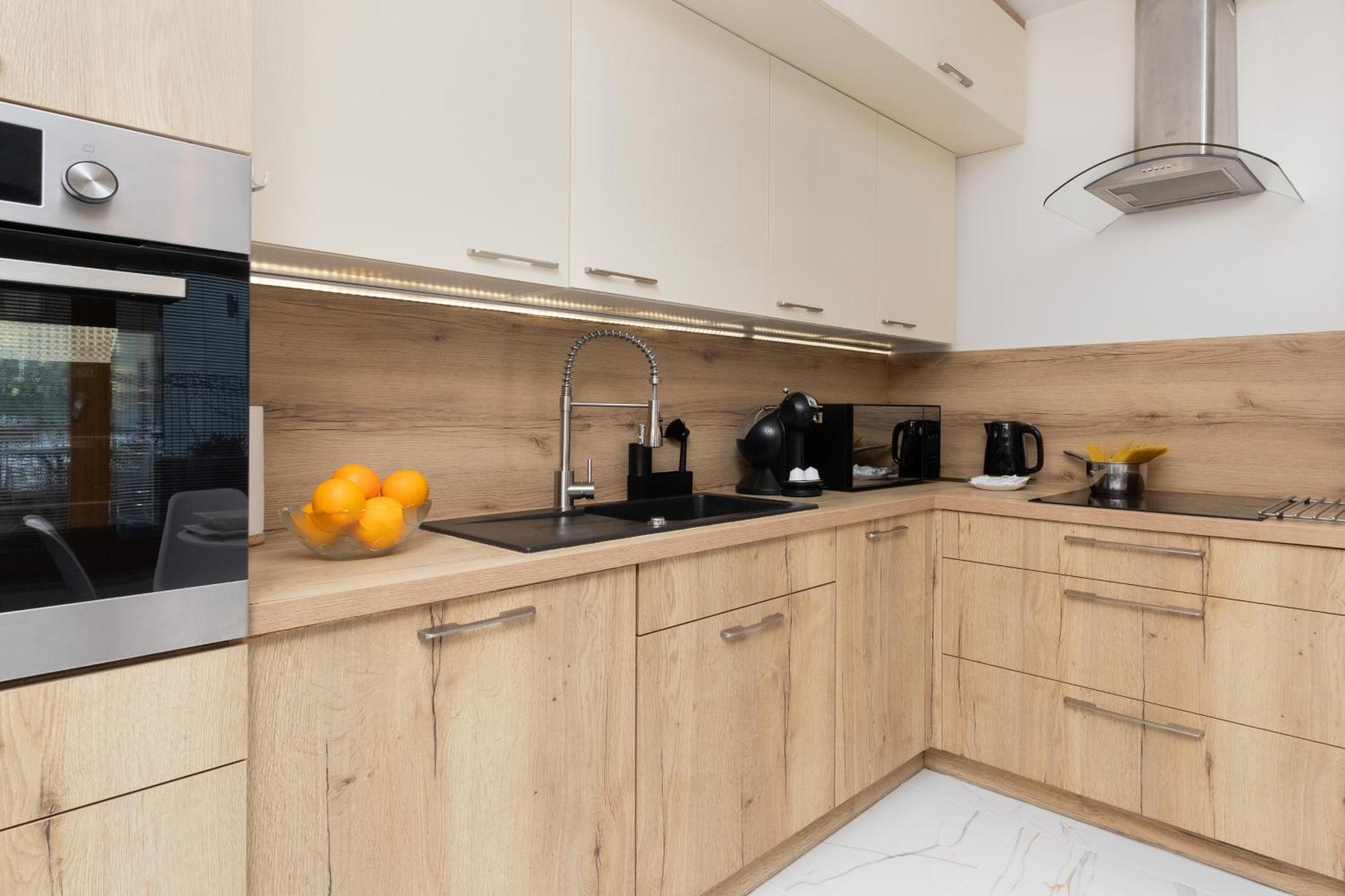 Batorego 7 Apartament With Terrace & Parking Downtown Gdynia By Renters Ngoại thất bức ảnh