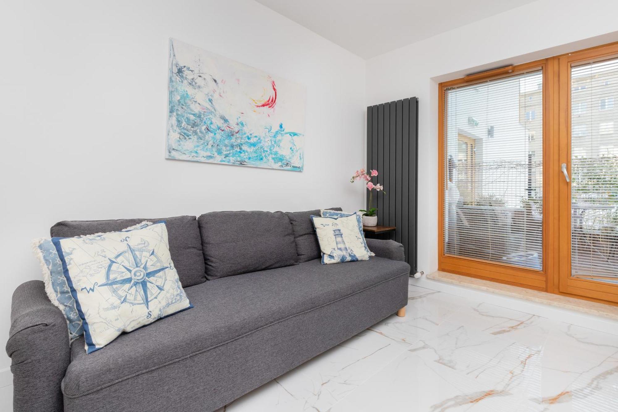 Batorego 7 Apartament With Terrace & Parking Downtown Gdynia By Renters Ngoại thất bức ảnh