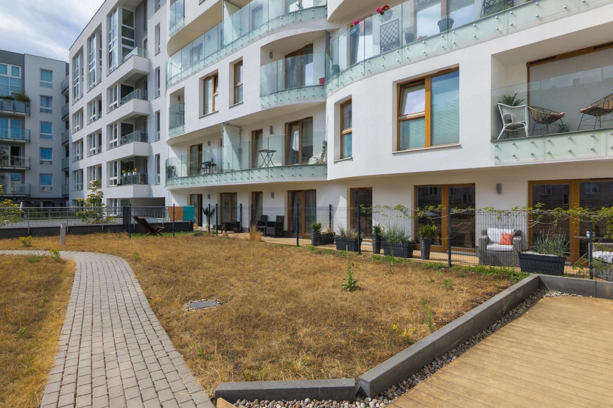 Batorego 7 Apartament With Terrace & Parking Downtown Gdynia By Renters Ngoại thất bức ảnh