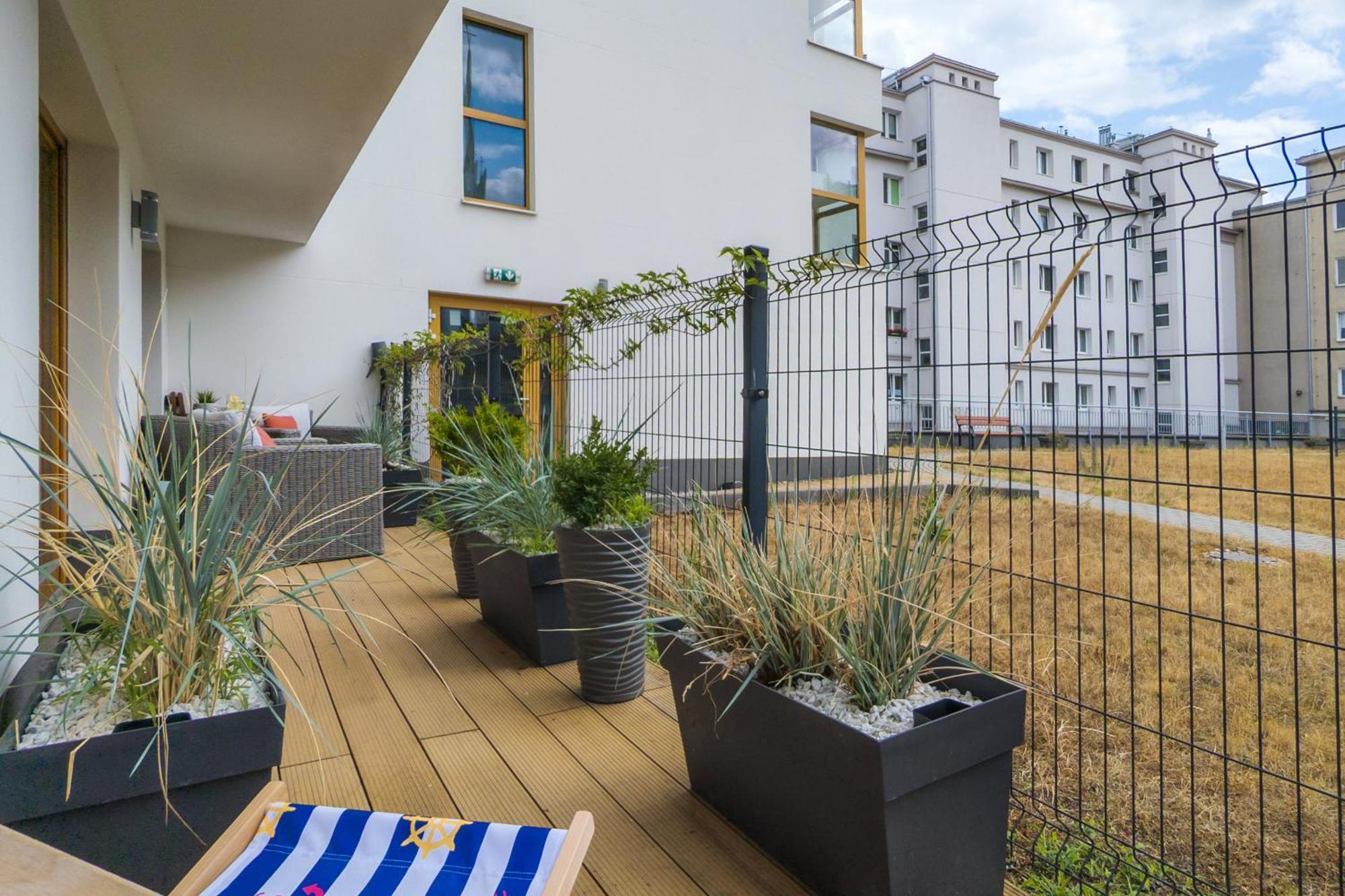 Batorego 7 Apartament With Terrace & Parking Downtown Gdynia By Renters Ngoại thất bức ảnh